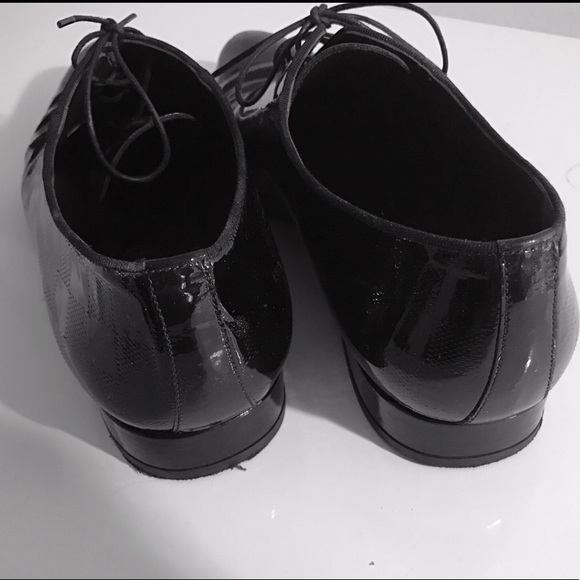 Louis Vuitton monogrammed dress shoes - Picture 3 of 4